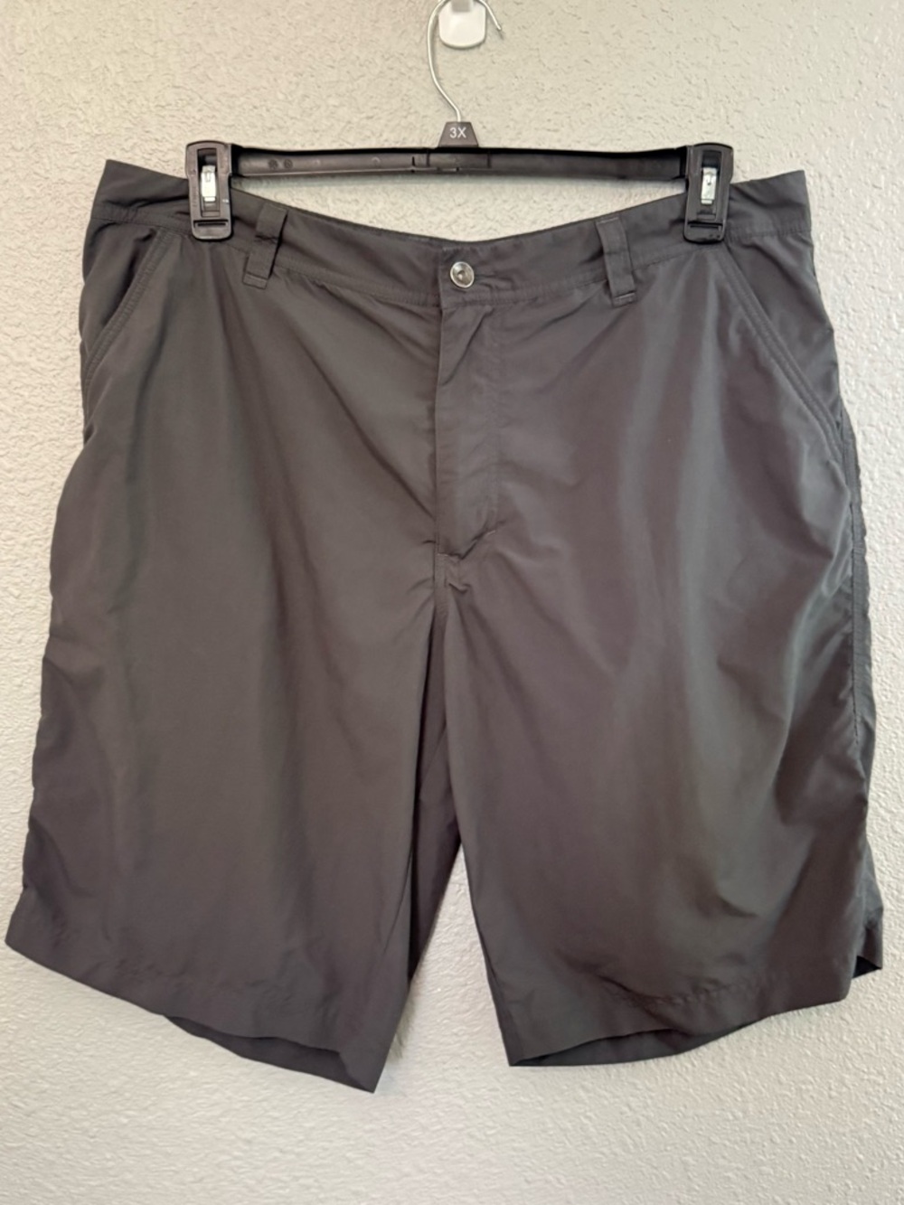 Men’s Marmot Gris Outdoor Baggy Shorts in Grey 38”x12”
